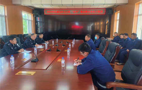 1696727922441864.jpg 撲火大隊(duì).jpg